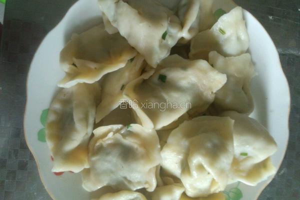 金黄煎饺的做法图解1