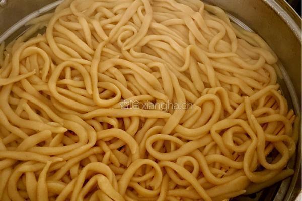 家乡风味小吃——圪姜姜（水晶条）的做法图解3