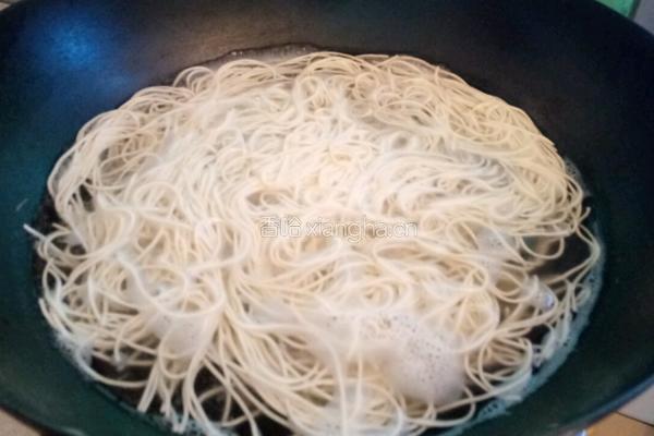 捞面大杂烩的做法图解7