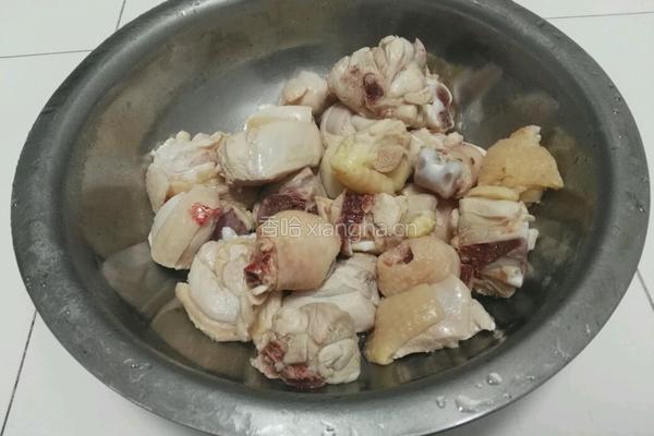 鸡腿炖榛蘑的做法图解2