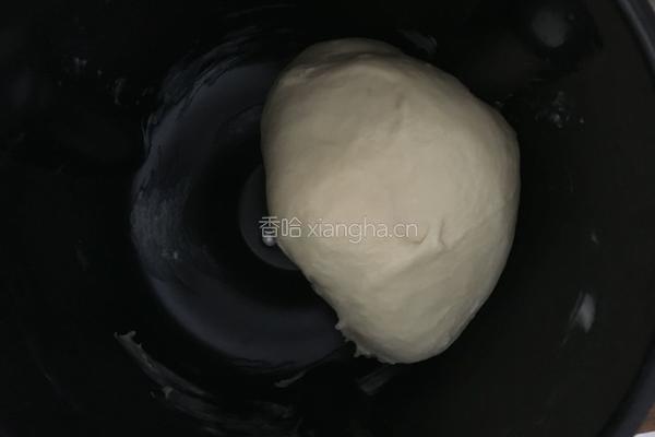 牛奶吐司的做法图解1