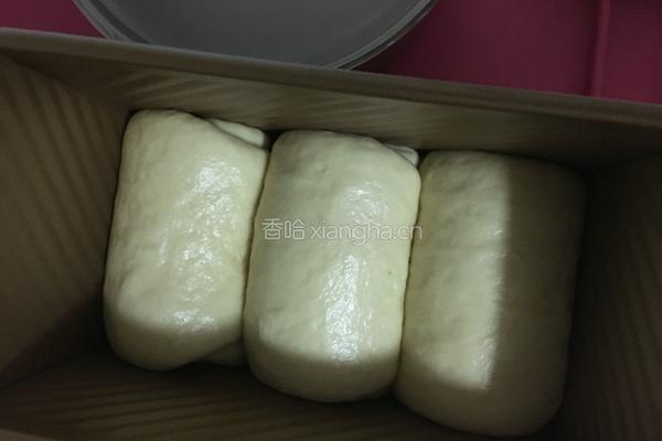 牛奶吐司的做法图解3