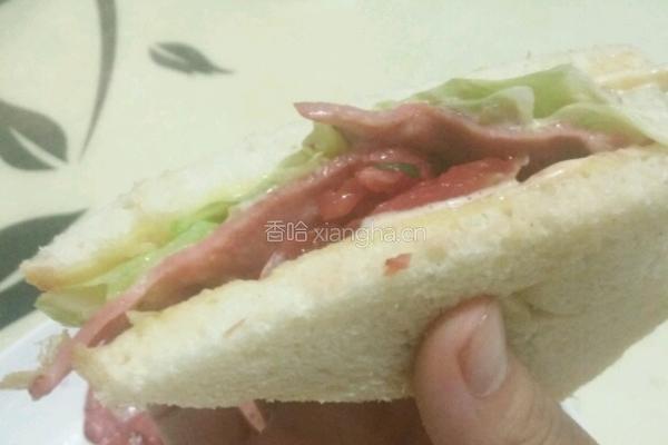 培根蔬菜三明治的做法图解4