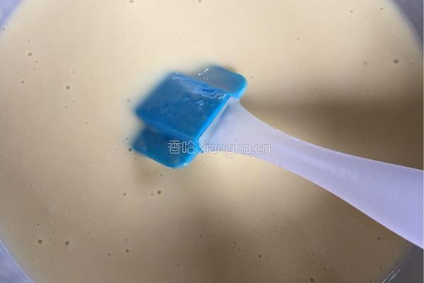 无油电饭煲酸奶蛋糕的做法图解3