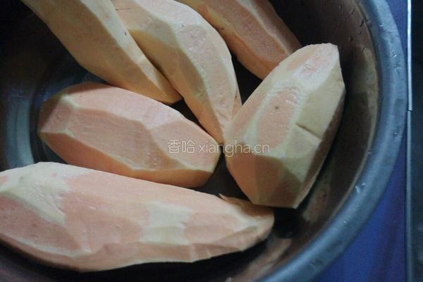 拨丝红薯的做法图解1