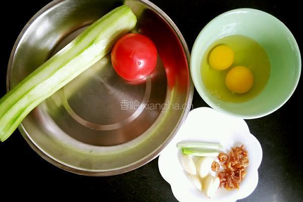 丝瓜蕃茄炒鸡蛋的做法图解1