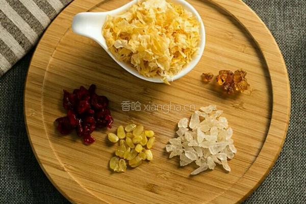 美容养生羹的做法图解1