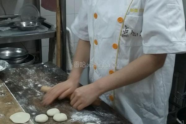 猪仔包的做法图解4