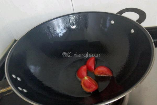 酱油番茄酱炒番茄面条的做法图解7