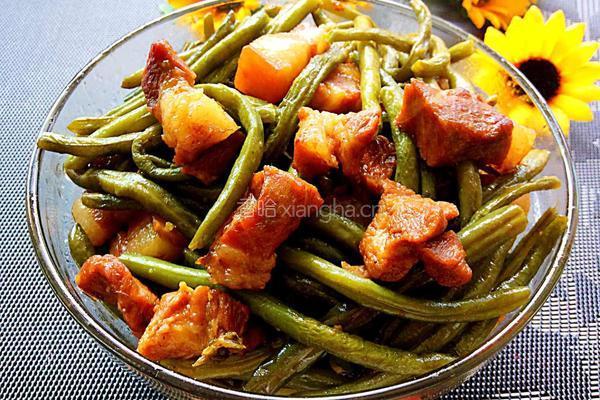 红烧肉炖豆角的做法图解11