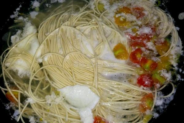 鱼丸鸡蛋长寿面的做法图解8
