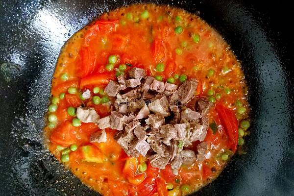 西红柿豌豆牛肉汤的做法图解8