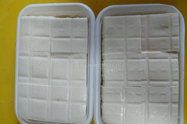煎焖酿嫩豆腐的做法图解1