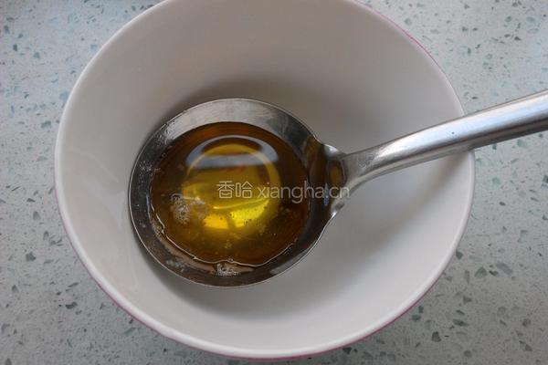 简易柠檬蜂蜜水的做法图解3