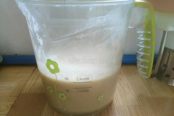 水蜜桃牛奶汁