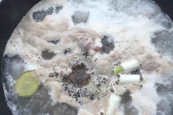 干锅排骨香辣虾的做法图解4