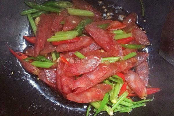 双椒腊肠的做法图解6