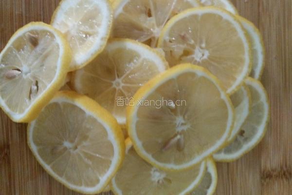 蜂蜜柠檬的做法图解2