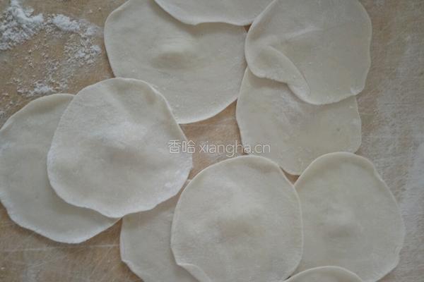 猪肉白菜水饺的做法图解7
