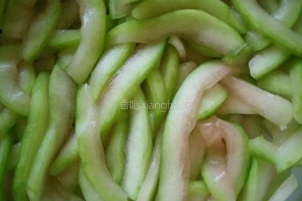 番茄炒西瓜皮的做法图解5