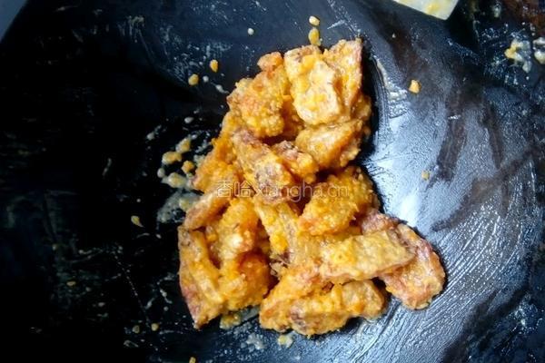 咸蛋黄焗南瓜的做法图解5