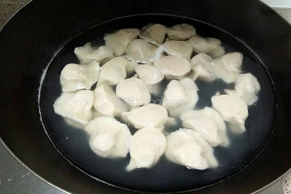 豇豆猪肉馅水饺的做法图解12