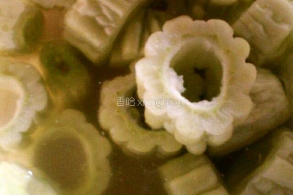 酿苦瓜的做法图解1