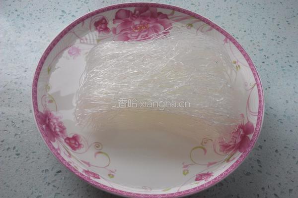 卷心菜炒粉丝的做法图解3