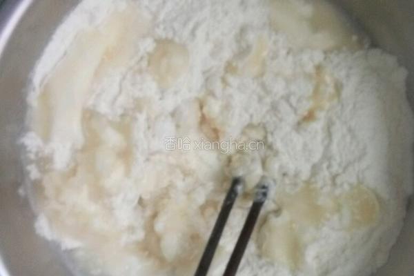 豇豆米炒肉卷饼的做法图解1