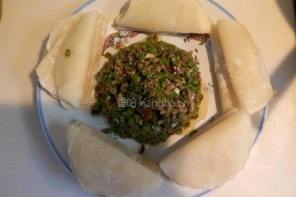 豇豆米炒肉卷饼的做法图解10