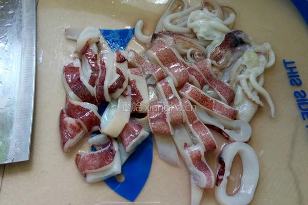 清炒鲜鱿的做法图解2