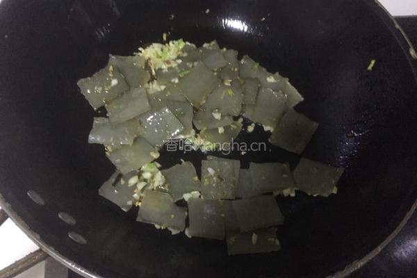 双椒炒焖子的做法图解5