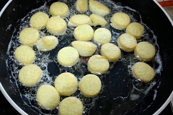 玉子豆腐烩金针菇的做法图解3