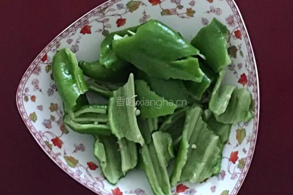 农家菜辣椒鸡蛋焖子（也叫鸡蛋酱）拌茄子土豆的做法图解6