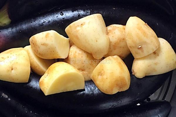 农家菜辣椒鸡蛋焖子（也叫鸡蛋酱）拌茄子土豆的做法图解9