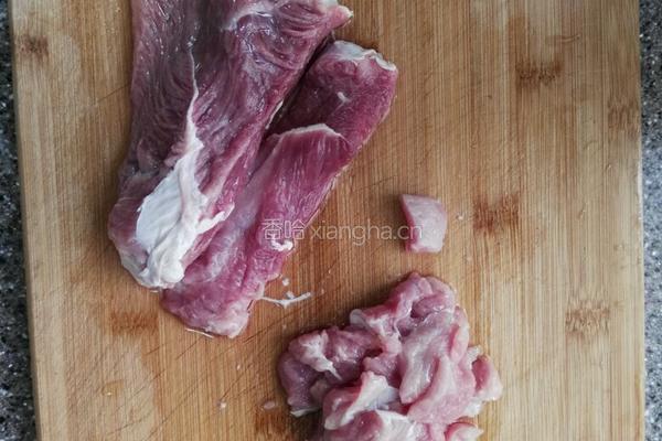 番茄牛肉的做法图解1