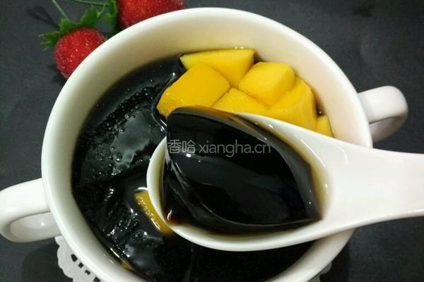 蜂蜜汁龟苓膏的做法图解10