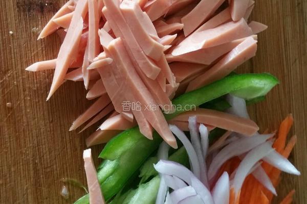 火腿芝士蛋饼的做法图解1