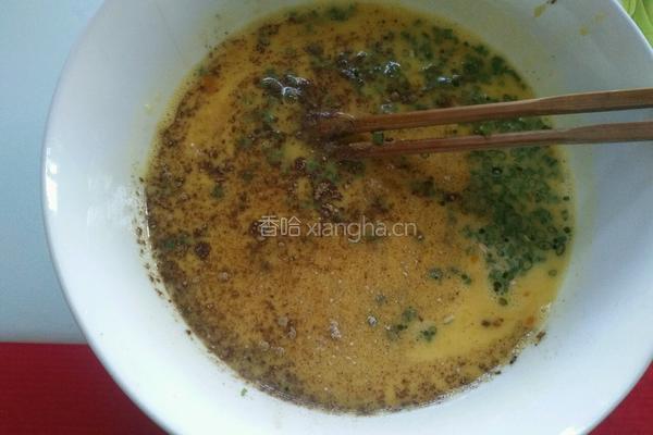 葱花鸡蛋饼的做法图解2