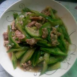 长丝瓜炒肉的做法[图]