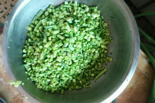 煎饼卷菜的做法图解4