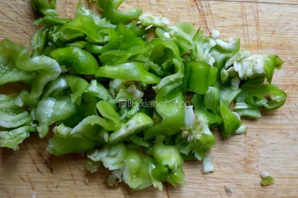 毛豆炒肉的做法图解4