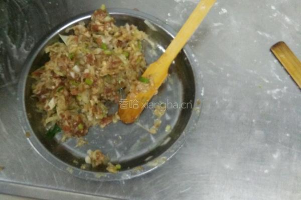 猪肉萝卜饺子的做法图解5