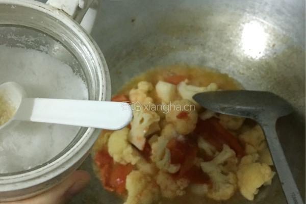 西红柿煮花菜的做法图解6