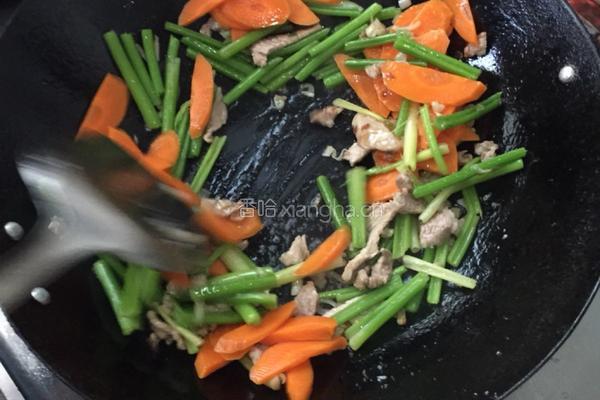 芹菜香干炒肉的做法图解20