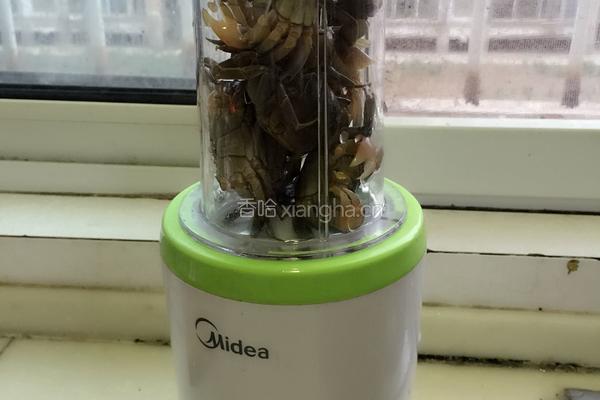 螃蟹豆腐的做法图解2