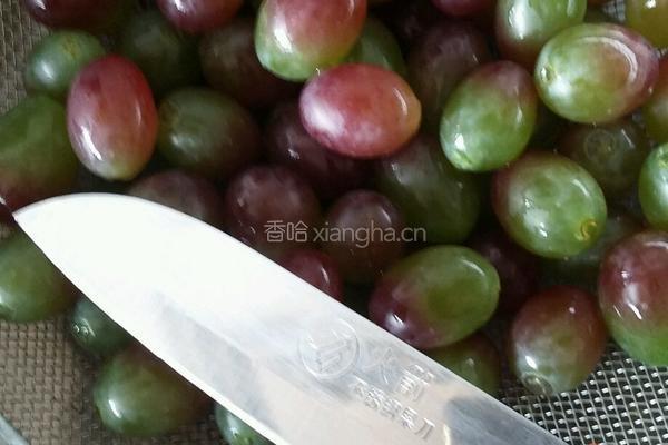 鲜葡萄天然酵母的做法图解2