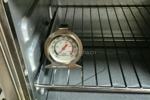中空戚风蛋糕8寸加厚的做法图解14