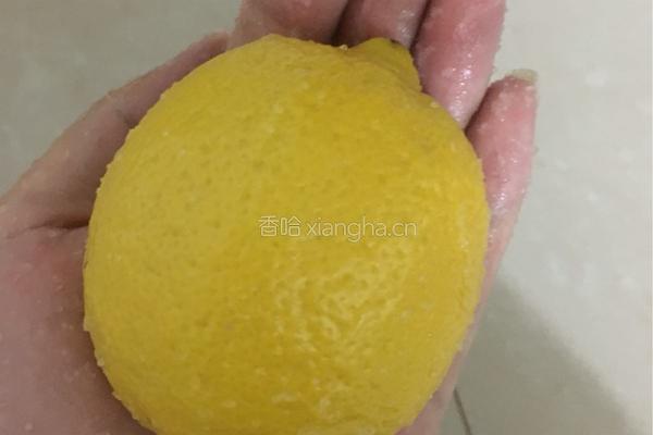 蜂蜜柠檬茶的做法图解2