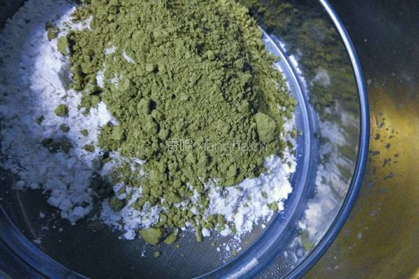 抹茶蜜豆卷的做法图解7